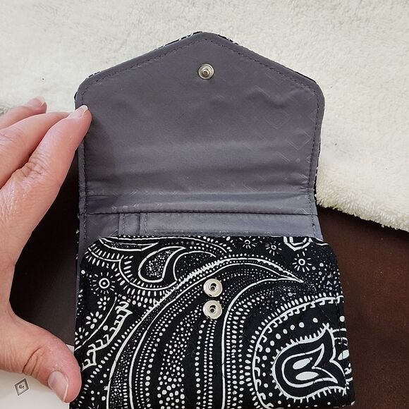 Vera Bradley RFID Mini Trifold Wallet Stellar Paisley - New - Picture 5 of 8